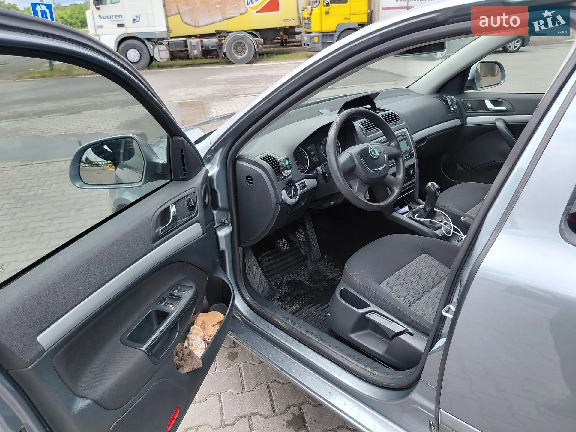 2011 Skoda Octavia - мініатюра 12