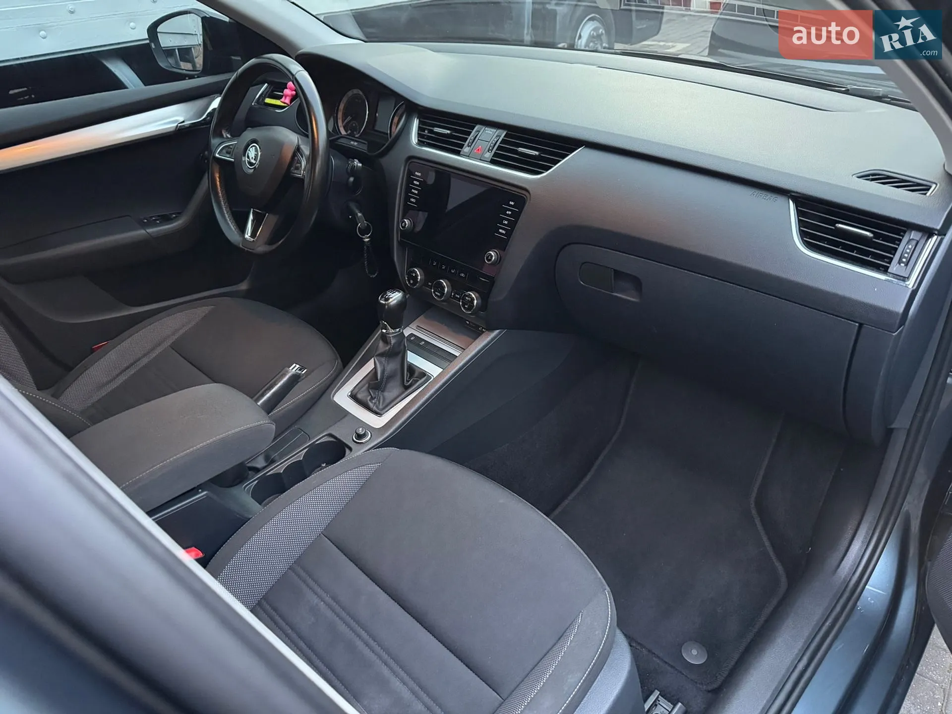 2017 Skoda Octavia - мініатюра 8