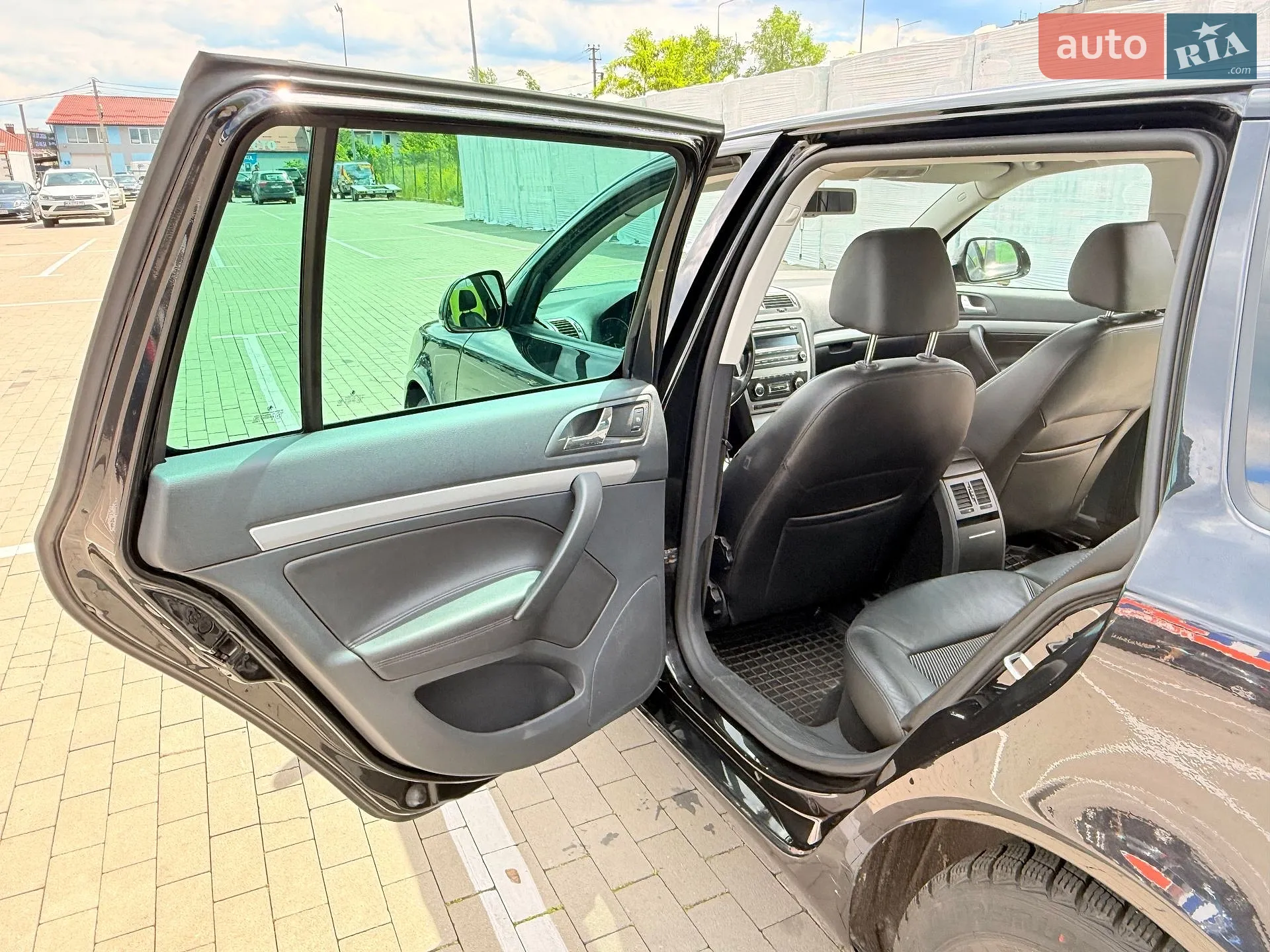 2010 Skoda Octavia - мініатюра 52