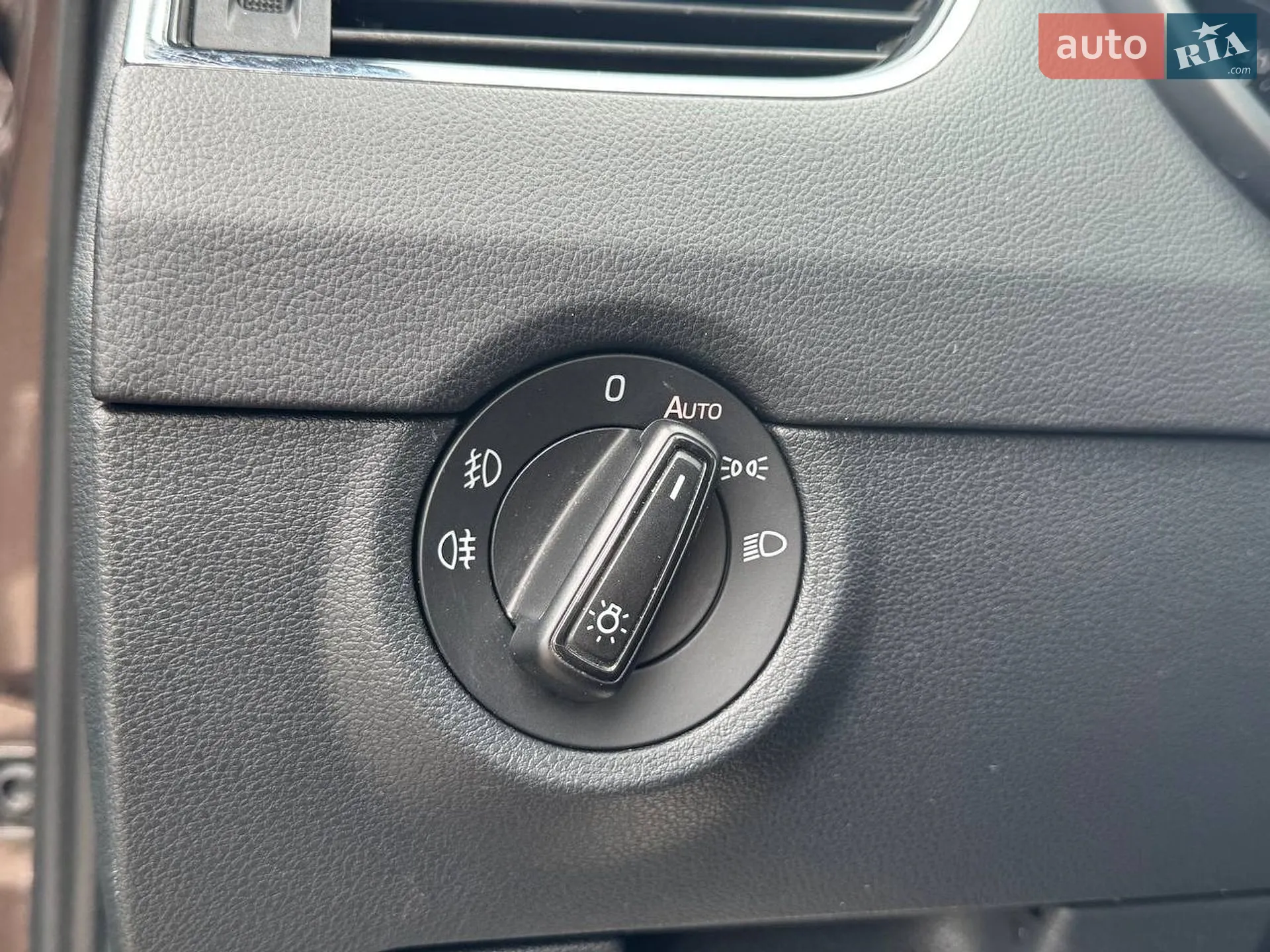 2013 Skoda Octavia - мініатюра 22