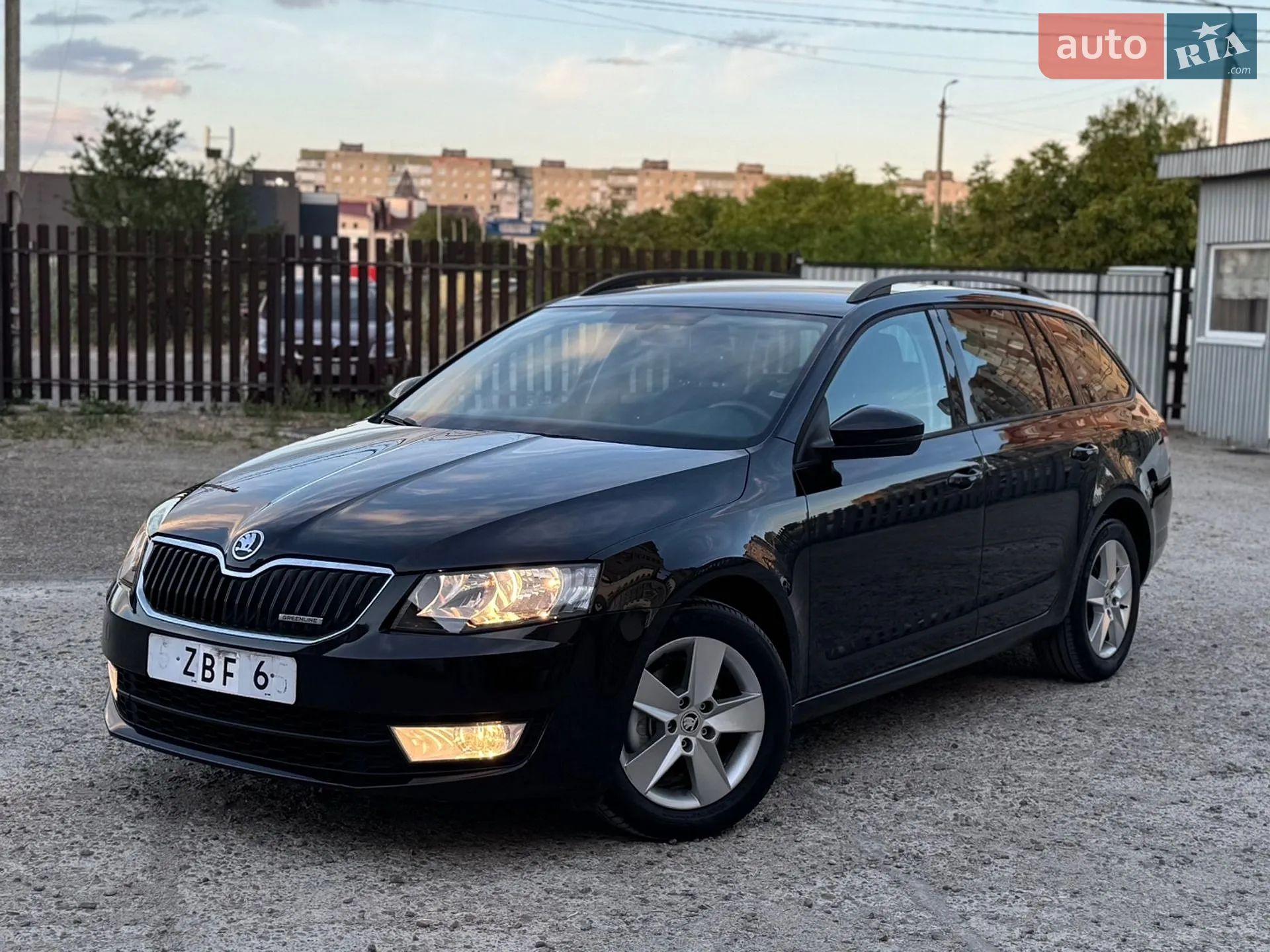 2014 Skoda Octavia - мініатюра 2