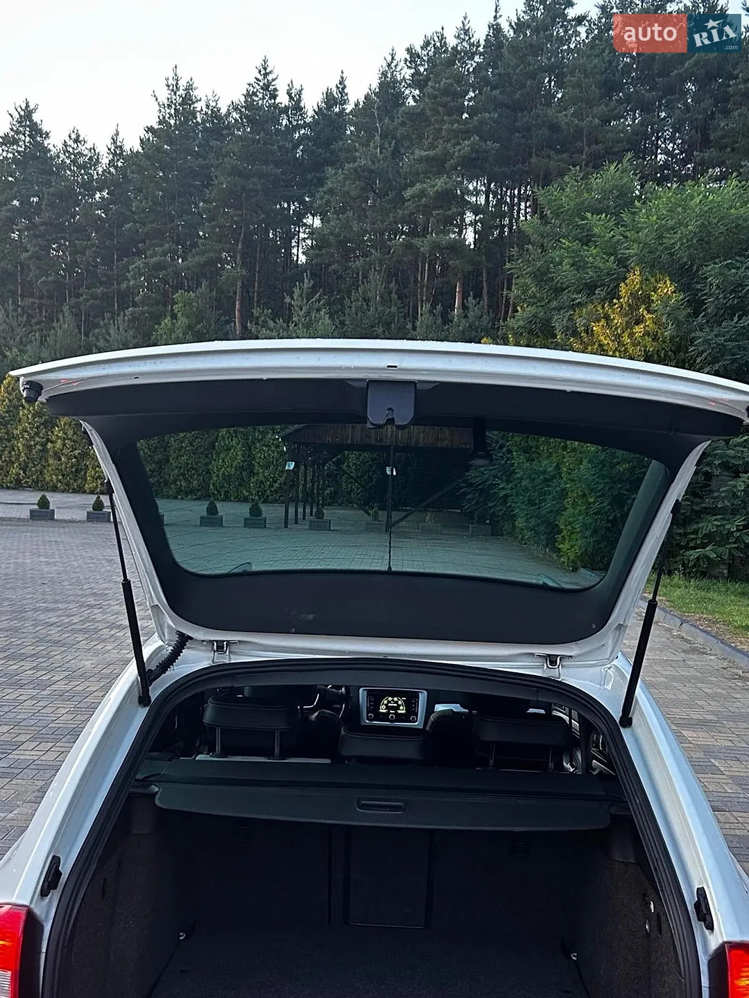 2011 Skoda Octavia - мініатюра 14