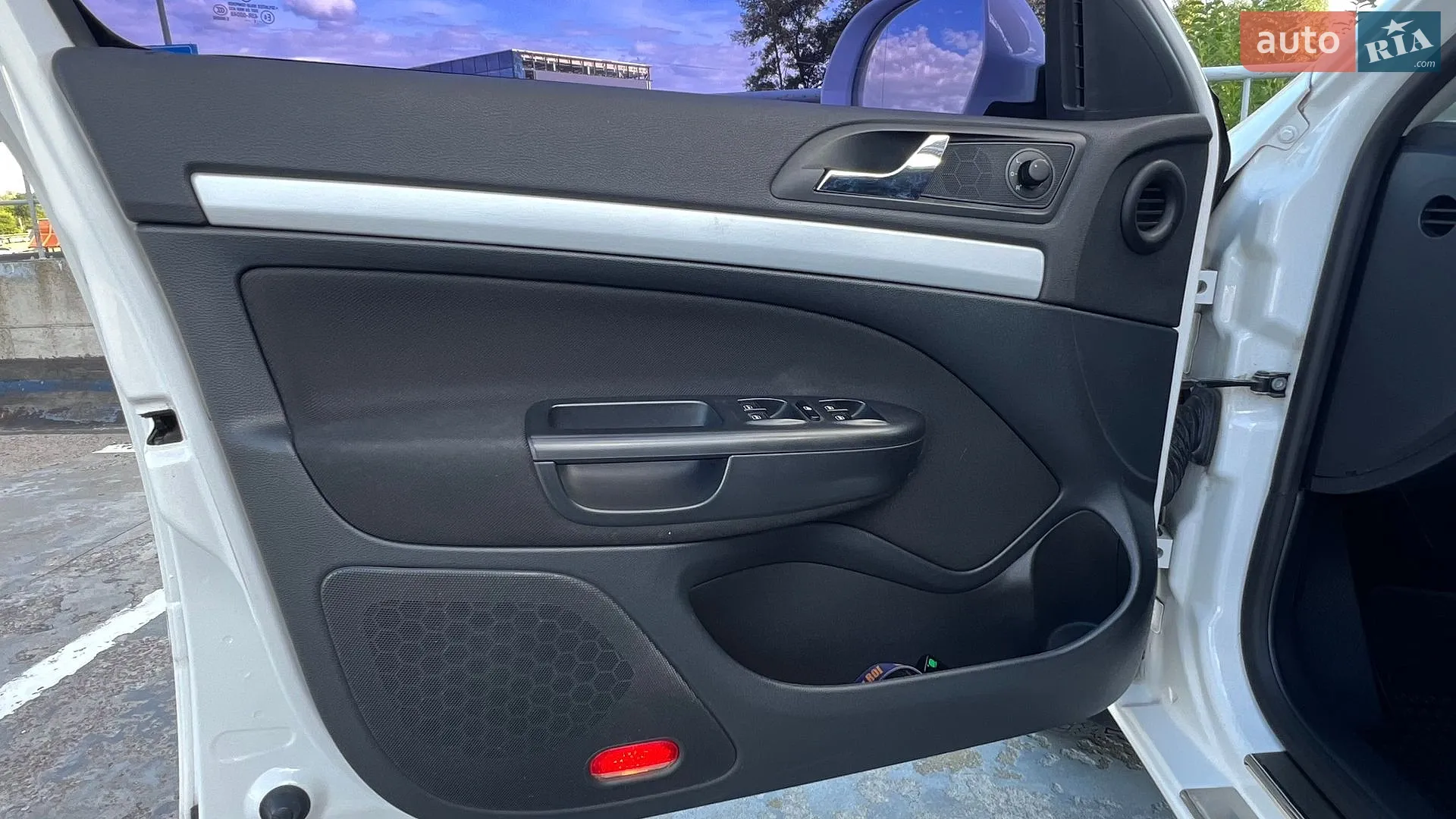 2011 Skoda Octavia - мініатюра 35