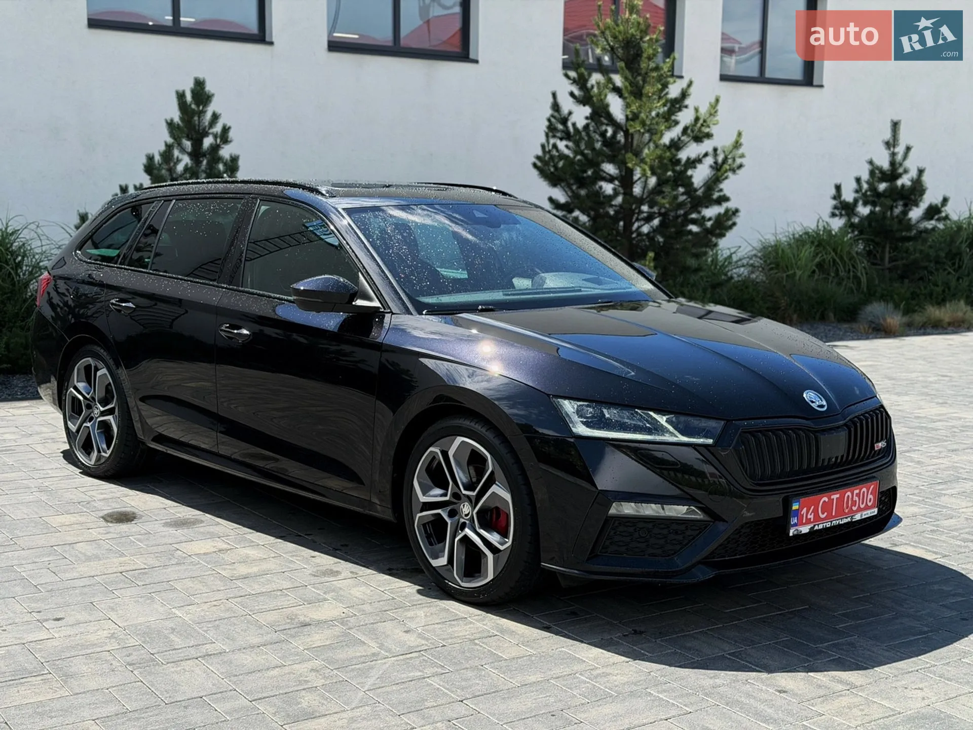 2023 Skoda Octavia - фото 1
