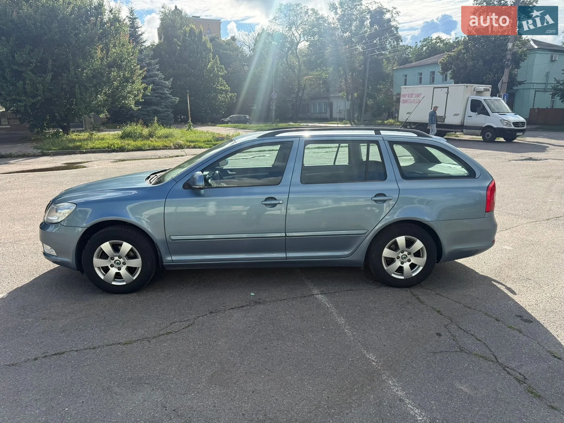 2010 Skoda Octavia - мініатюра 4