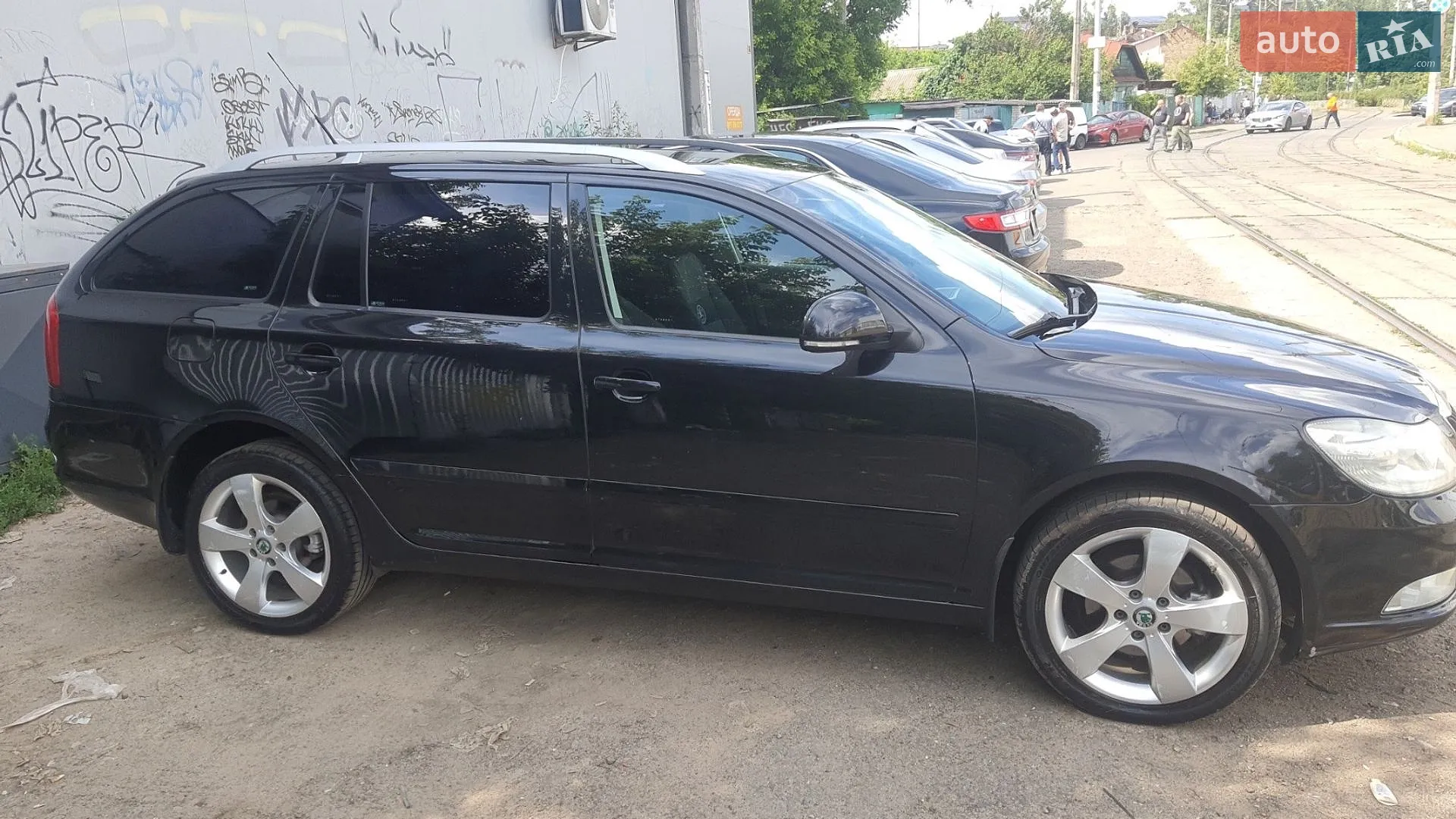2010 Skoda Octavia - мініатюра 2