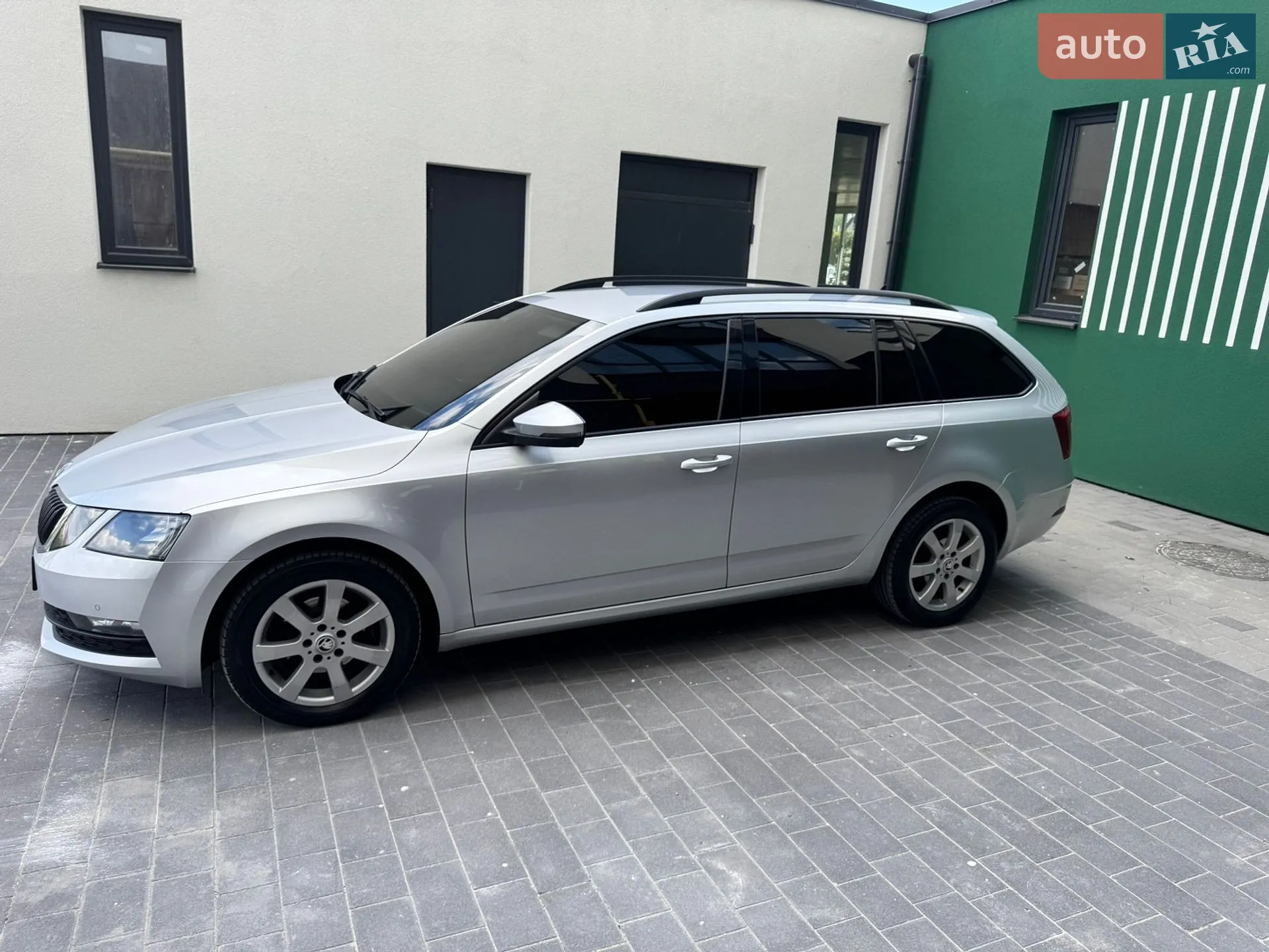 2017 Skoda Octavia - мініатюра 3