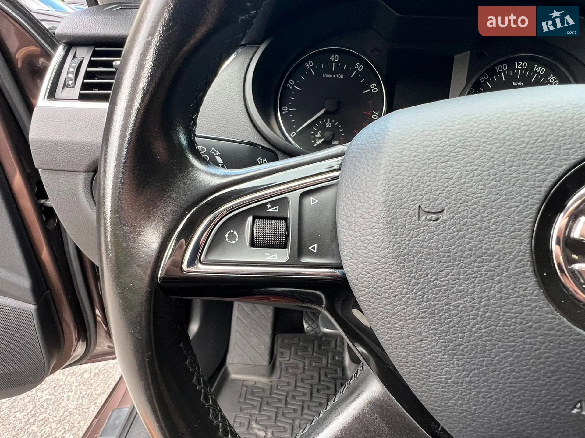 2013 Skoda Octavia - мініатюра 16