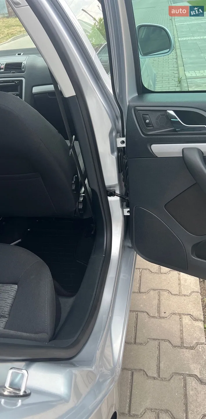 2012 Skoda Octavia - мініатюра 24
