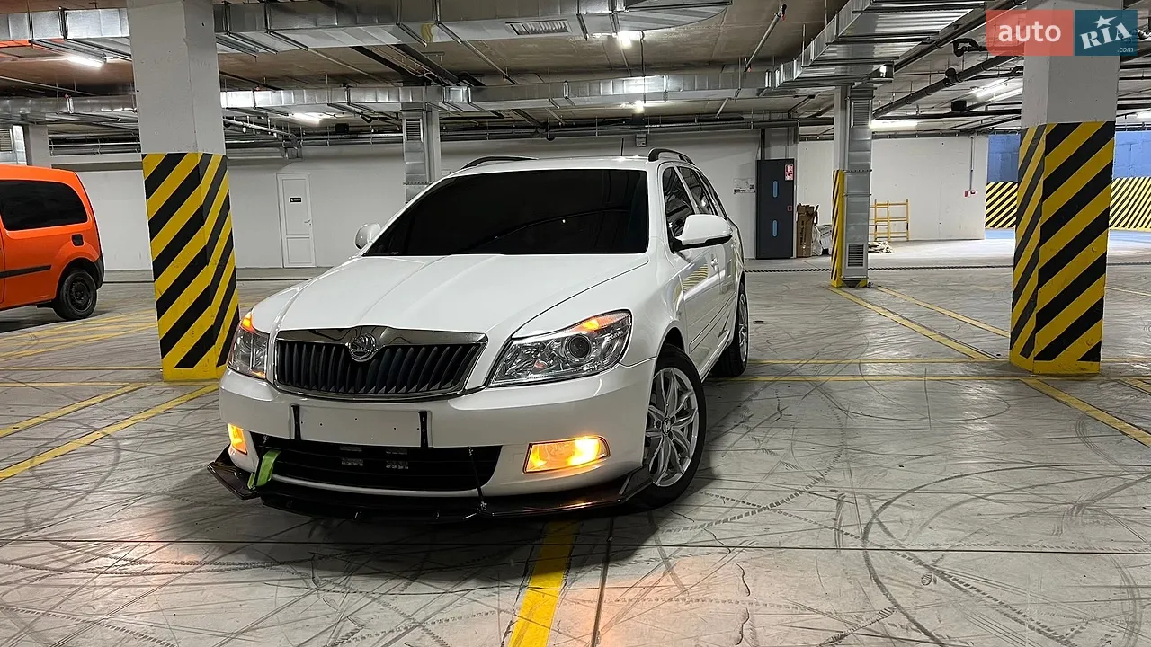 2010 Skoda Octavia - мініатюра 13