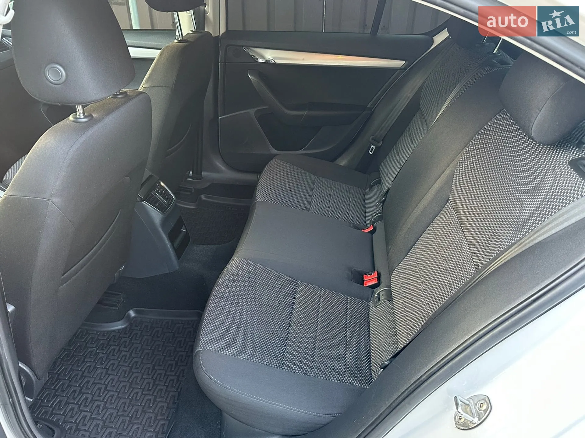 2014 Skoda Octavia - мініатюра 40