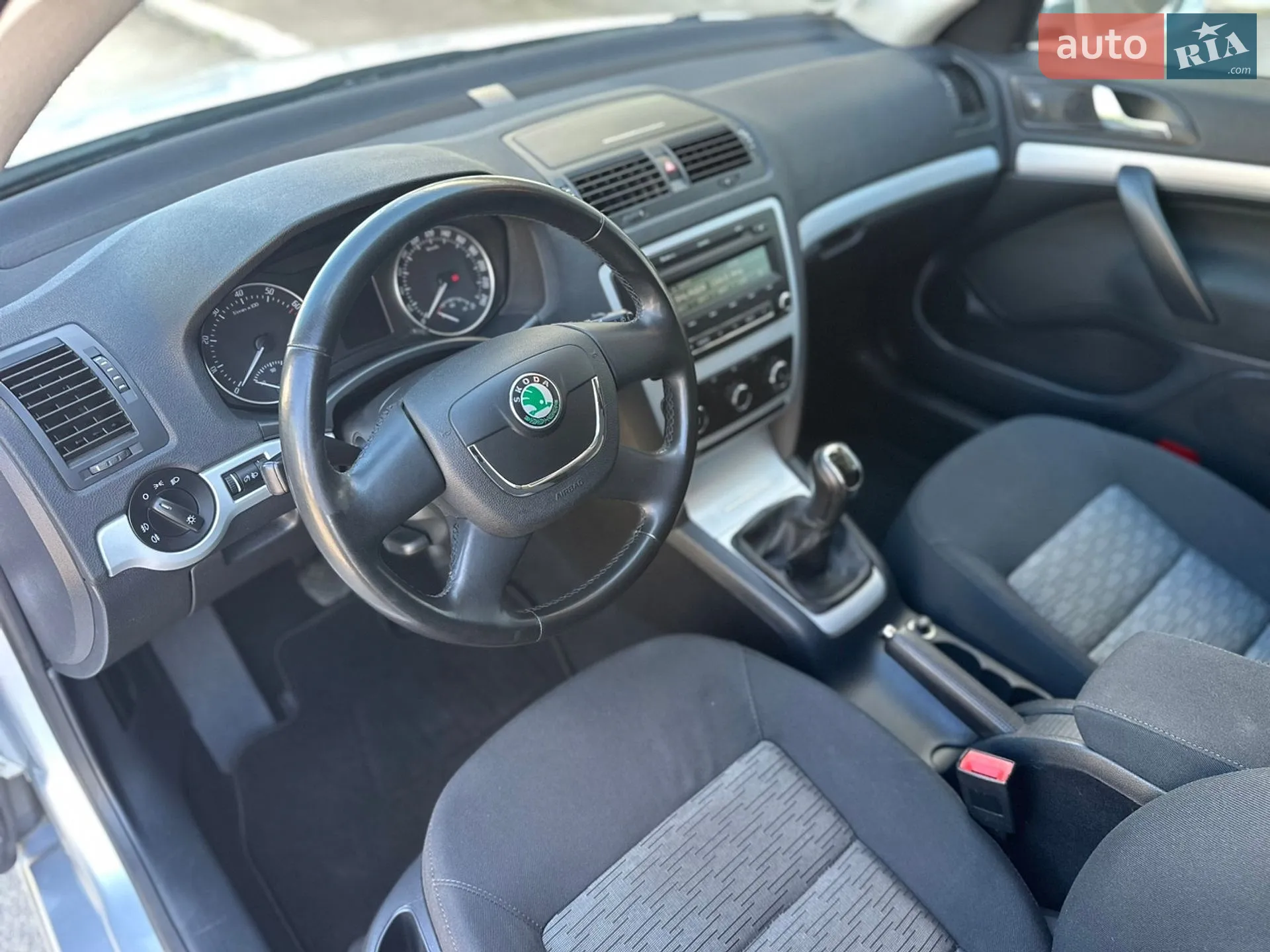 2011 Skoda Octavia - мініатюра 19