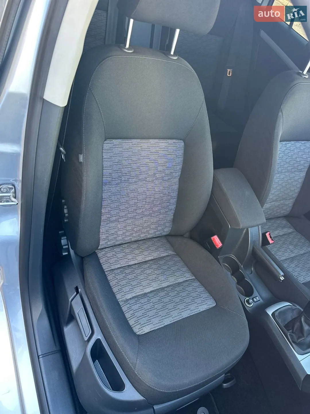 2011 Skoda Octavia - мініатюра 37
