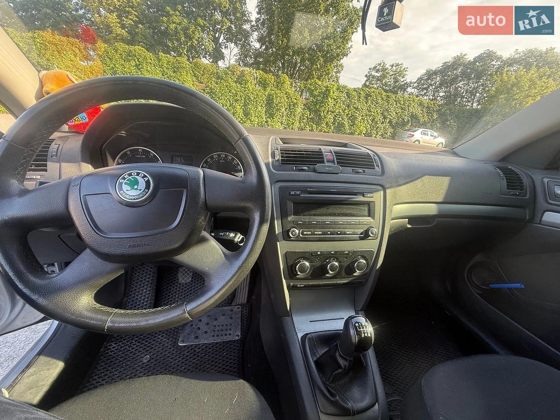 2012 Skoda Octavia - мініатюра 2
