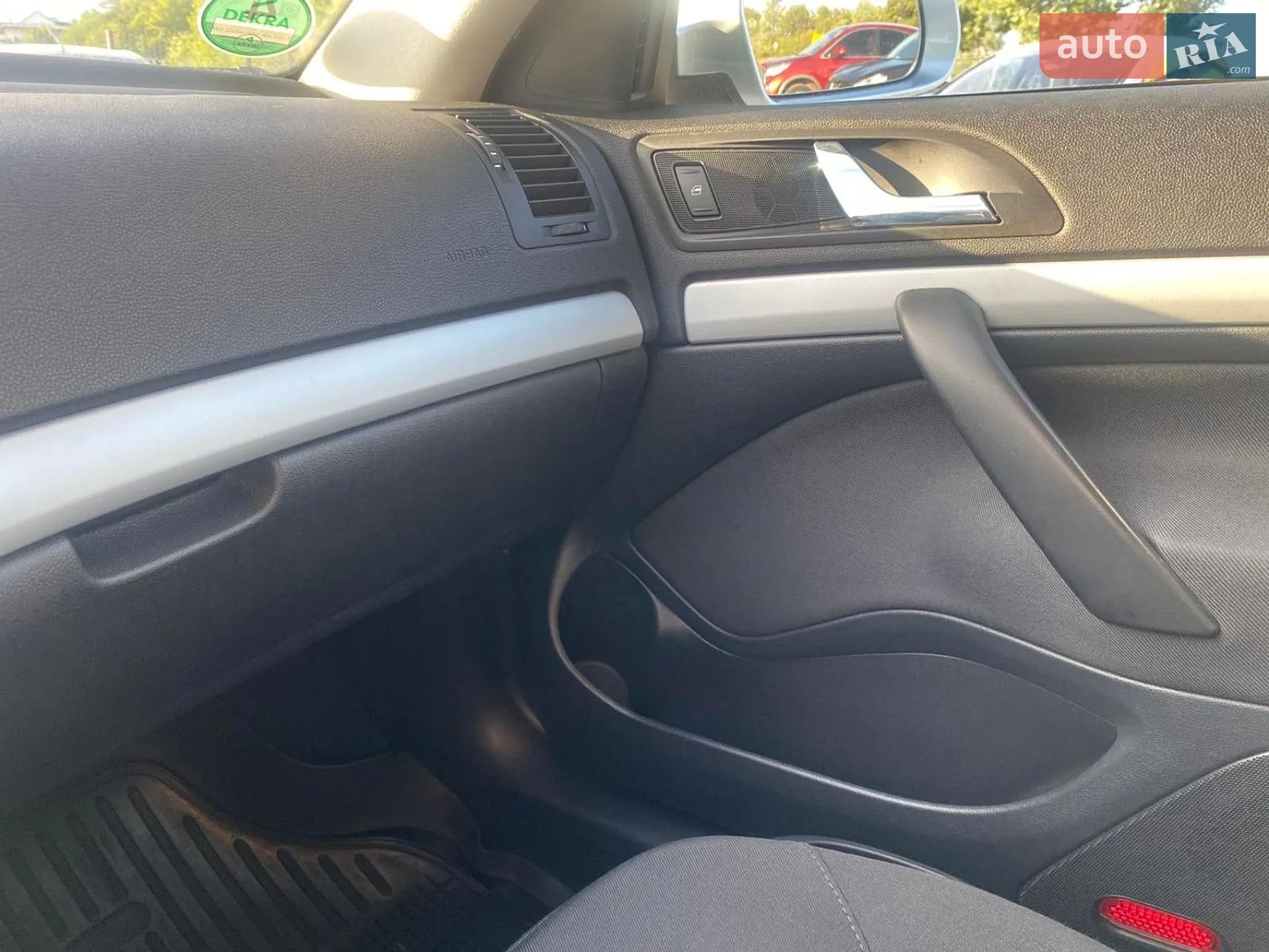 2010 Skoda Octavia - мініатюра 7