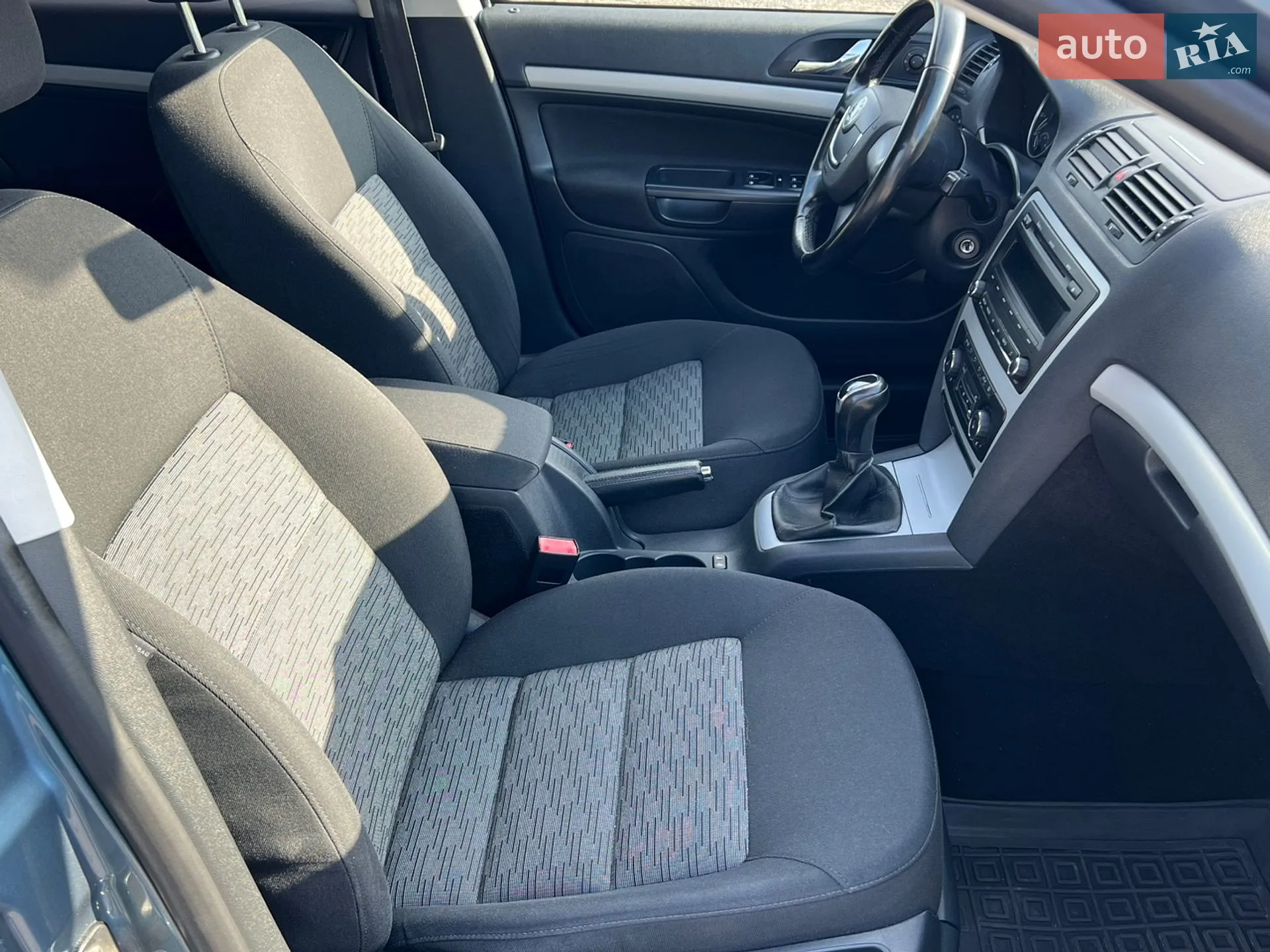 2011 Skoda Octavia - мініатюра 37