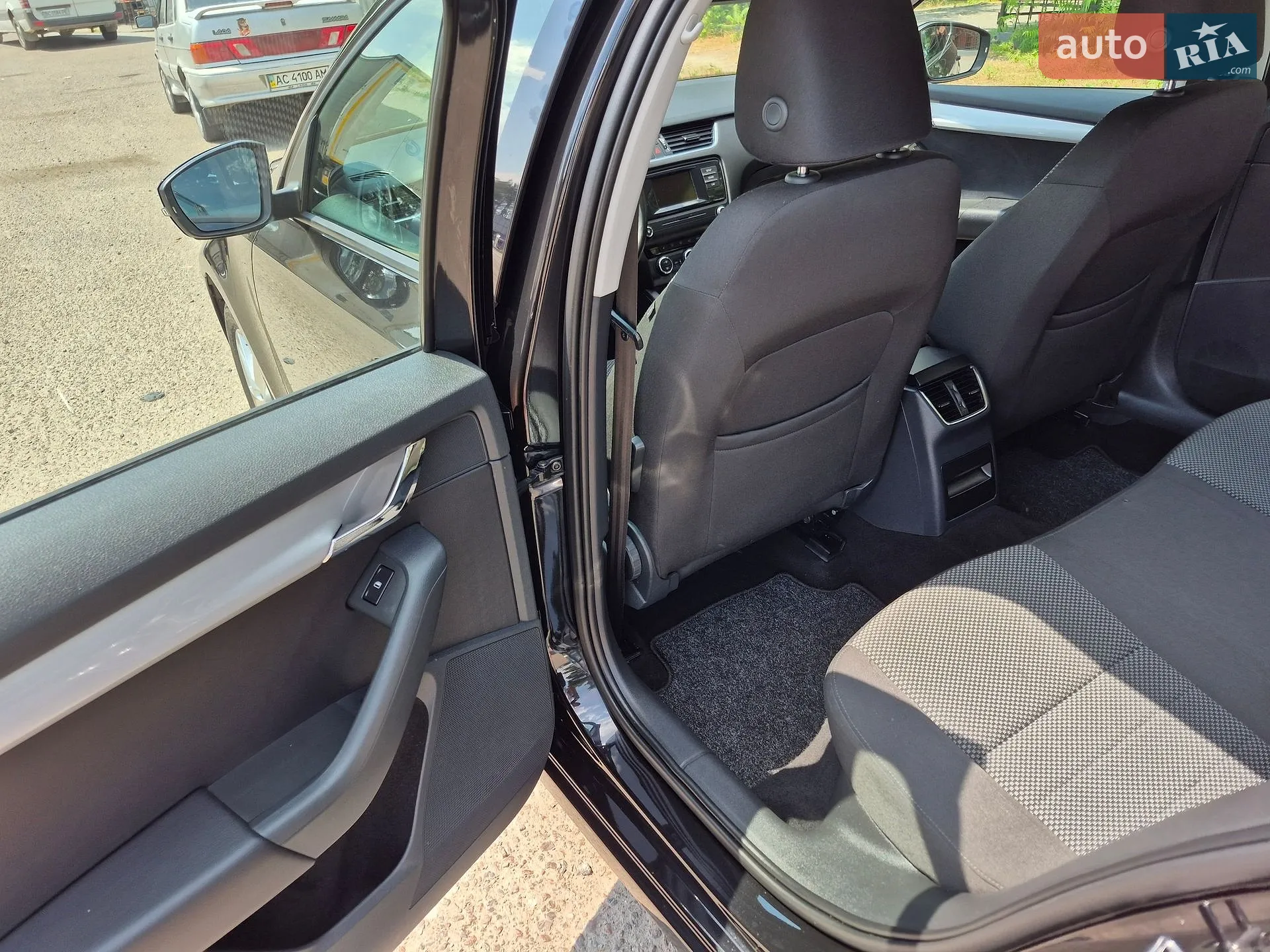 2014 Skoda Octavia - мініатюра 17
