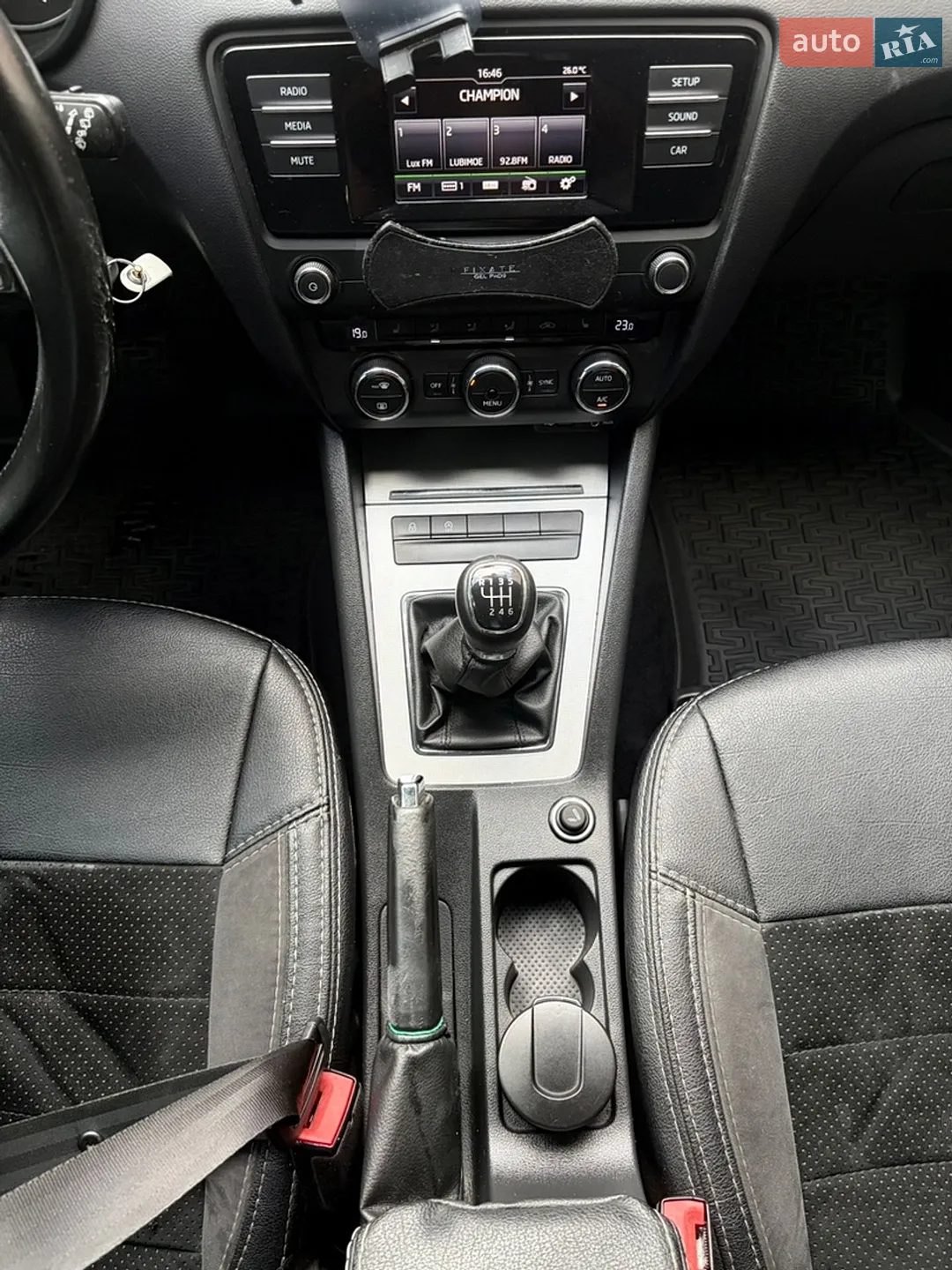 2016 Skoda Octavia - мініатюра 18