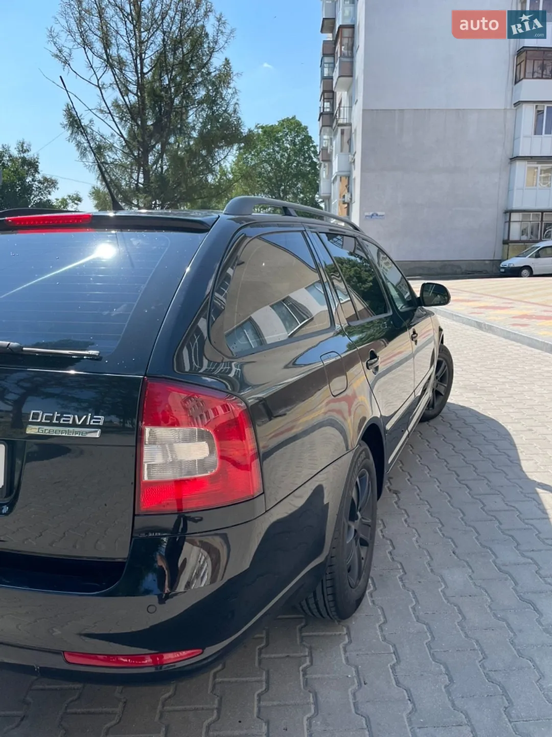 2010 Skoda Octavia - мініатюра 9