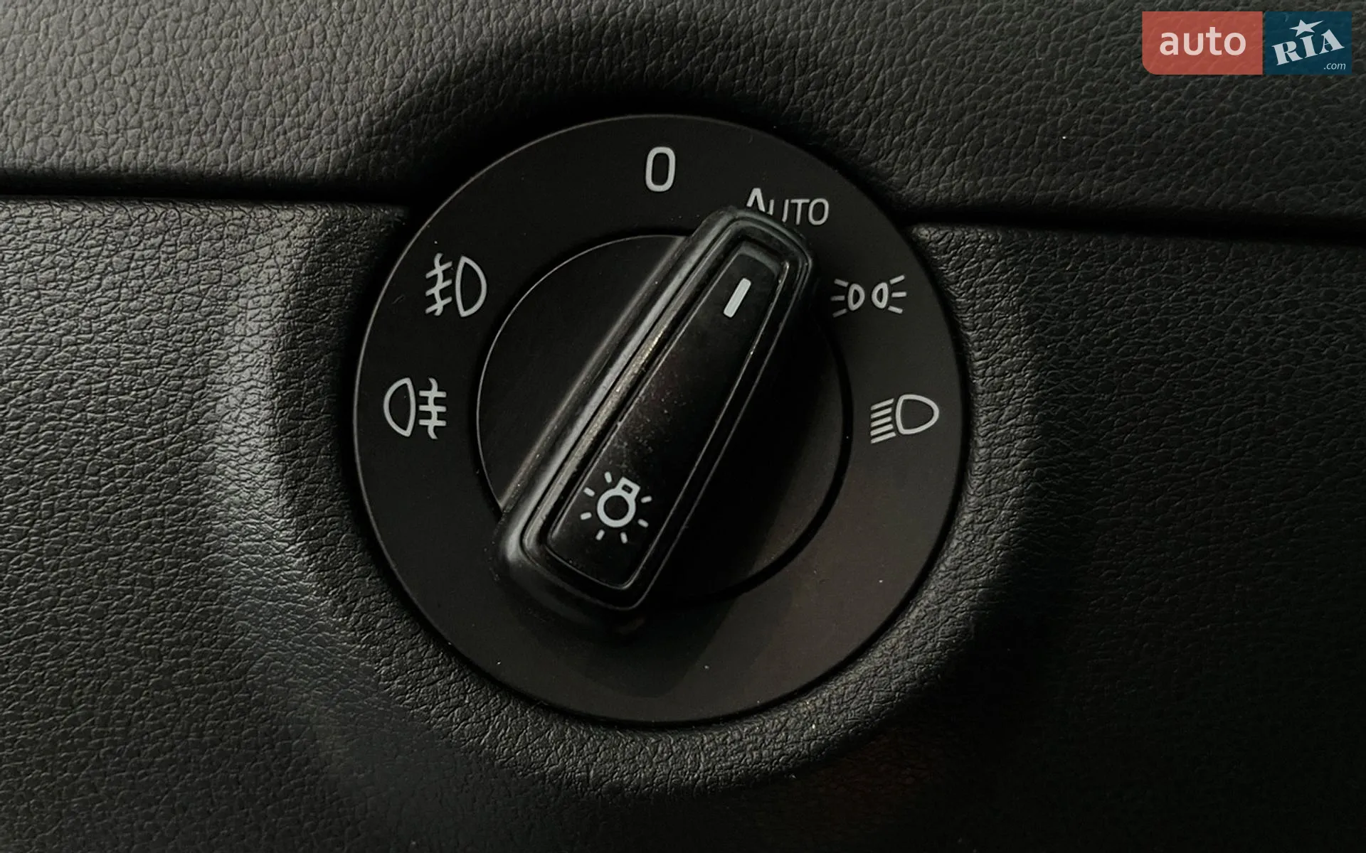 2015 Skoda Octavia - мініатюра 21