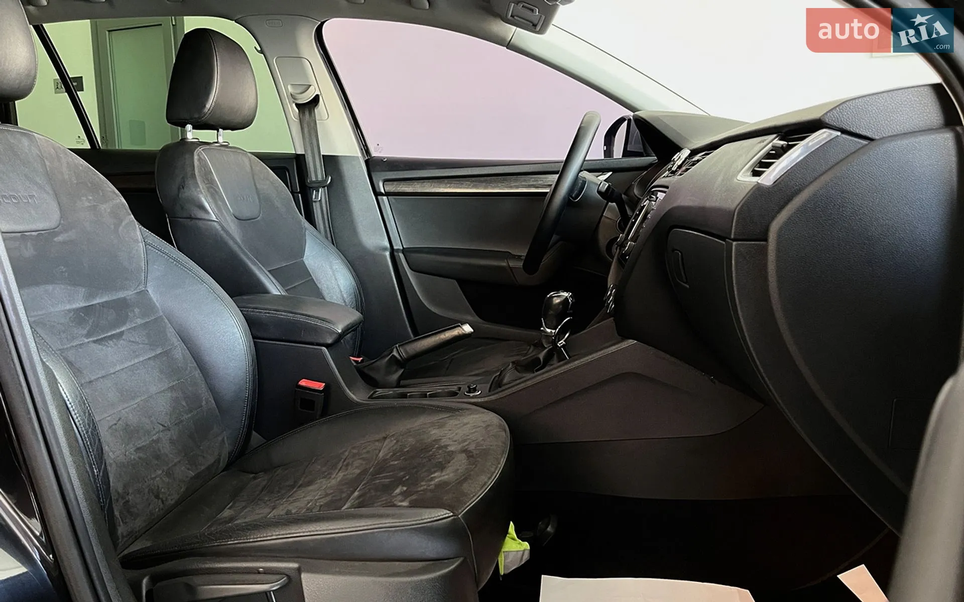 2015 Skoda Octavia - мініатюра 24