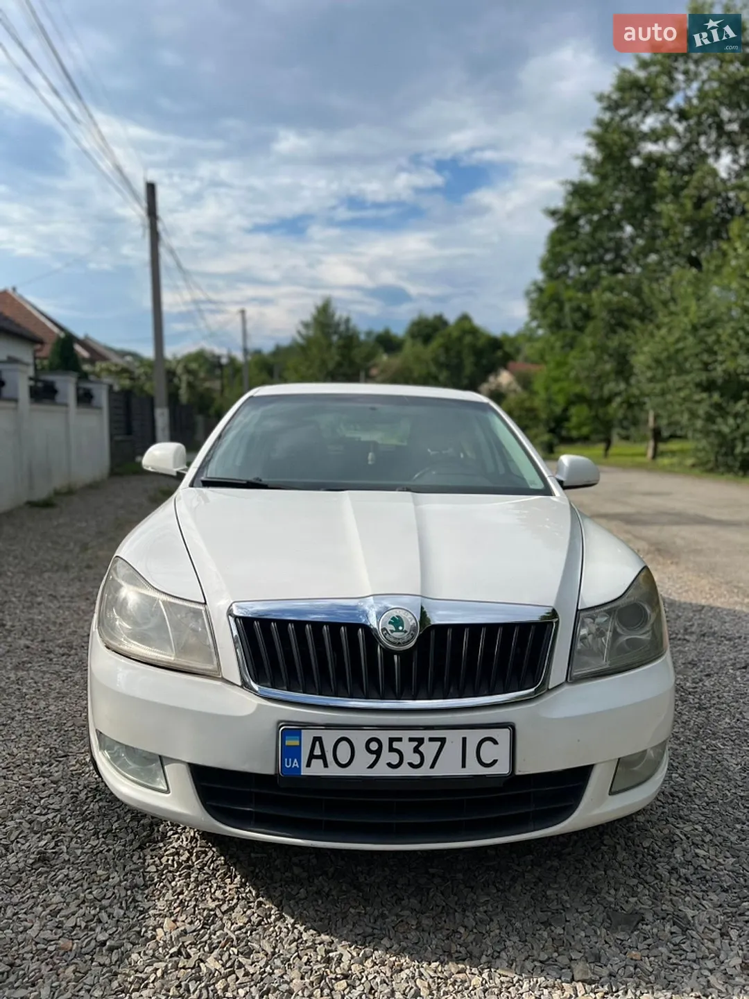 2010 Skoda Octavia - мініатюра 2
