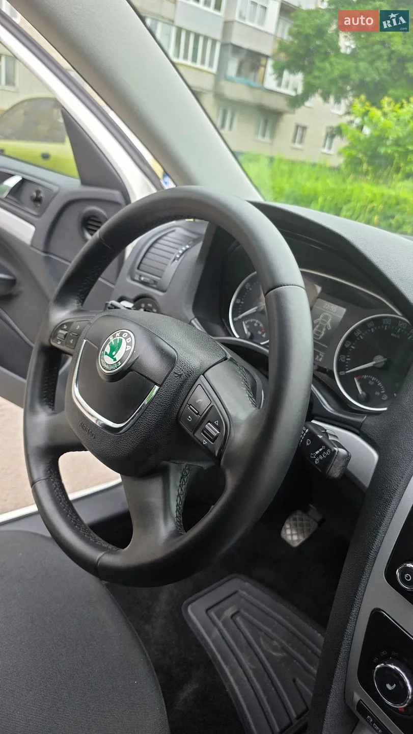 2013 Skoda Octavia - мініатюра 38