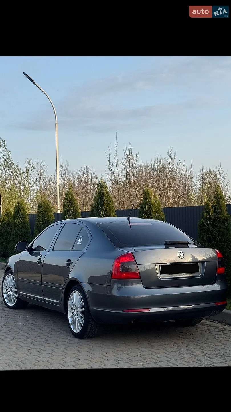2010 Skoda Octavia - мініатюра 3