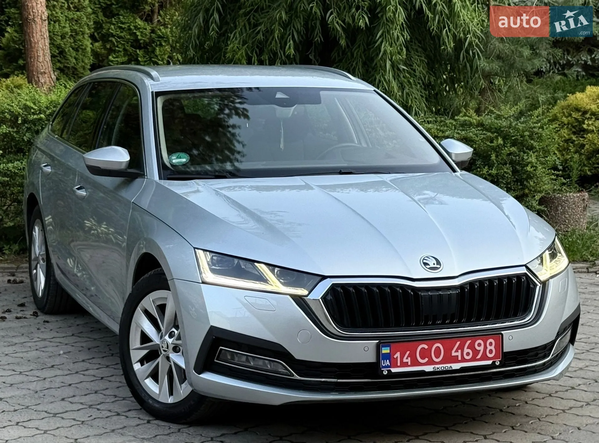 2021 Skoda Octavia - фото 1