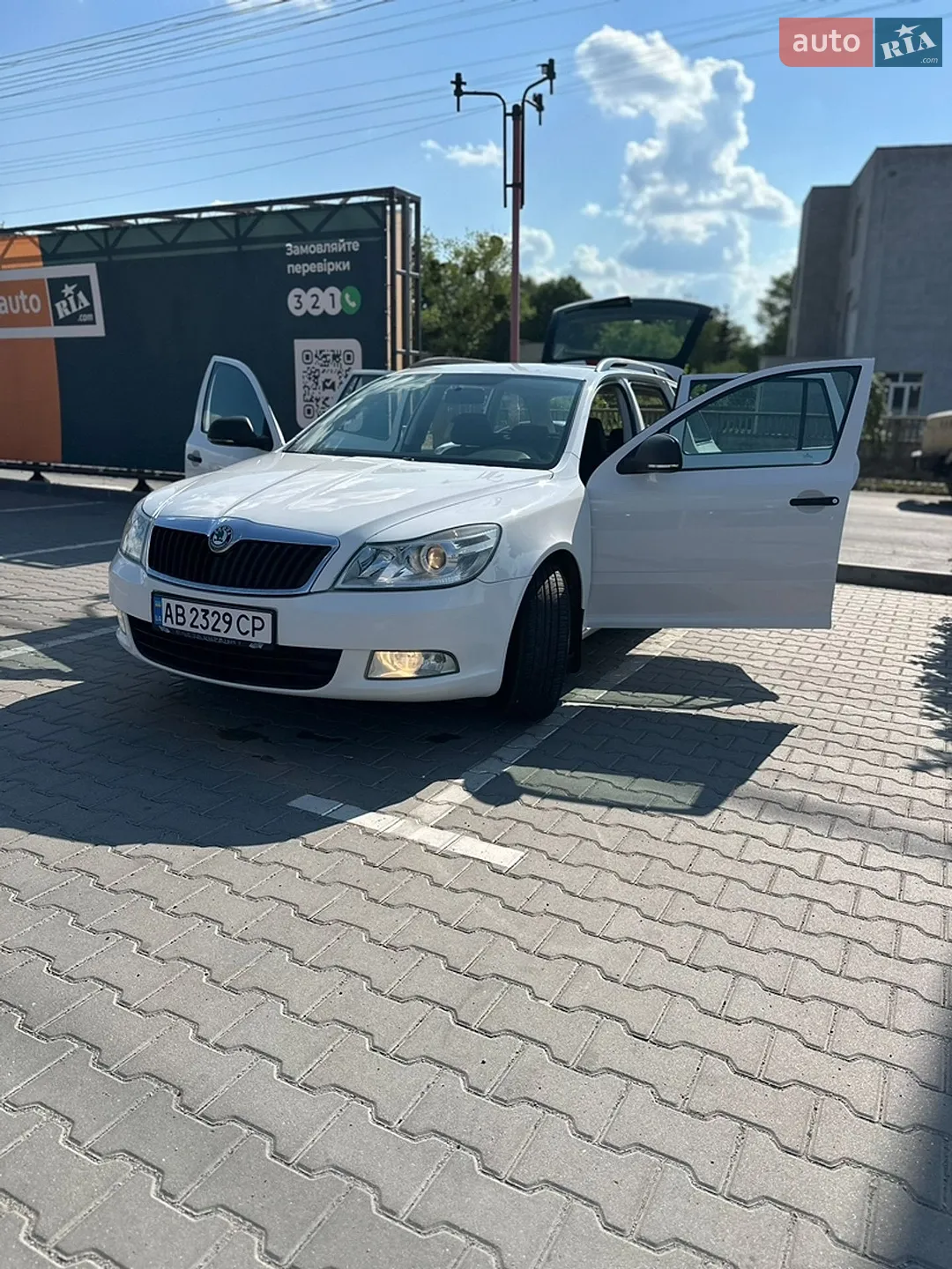 2012 Skoda Octavia - мініатюра 16