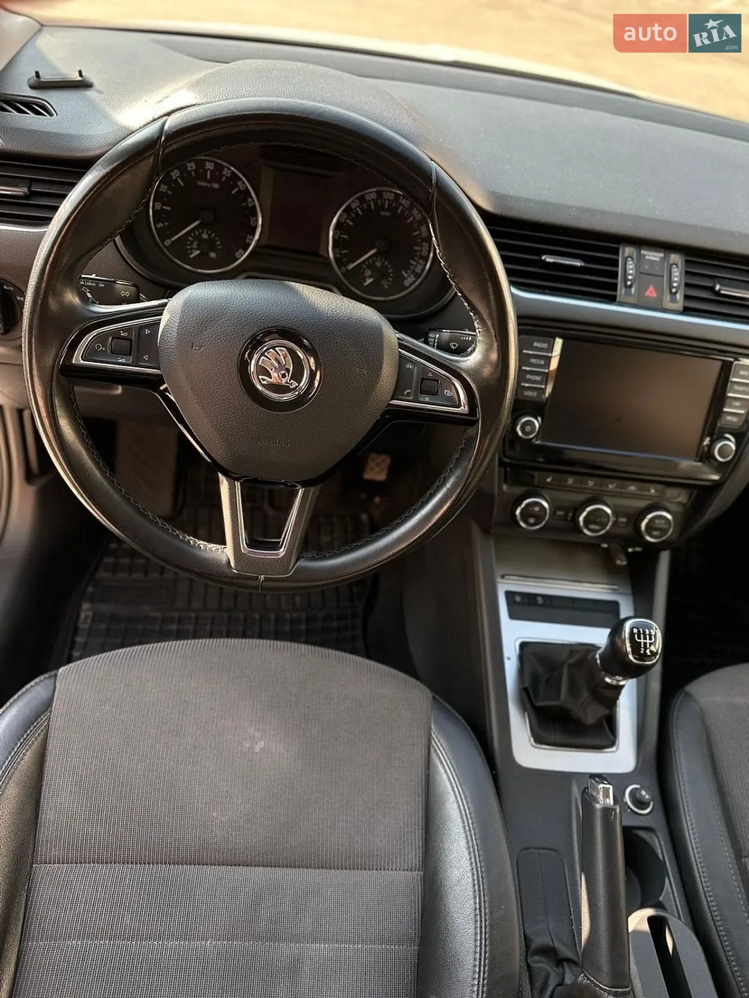 2016 Skoda Octavia - мініатюра 12