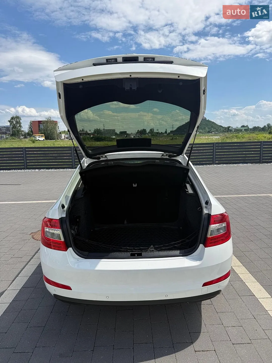 2015 Skoda Octavia - мініатюра 14