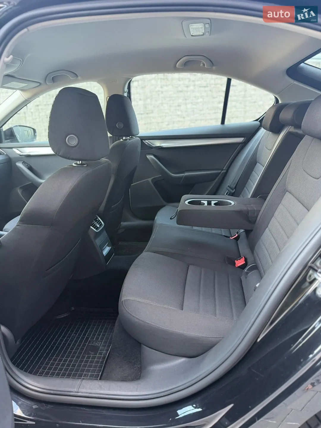 2014 Skoda Octavia - мініатюра 20