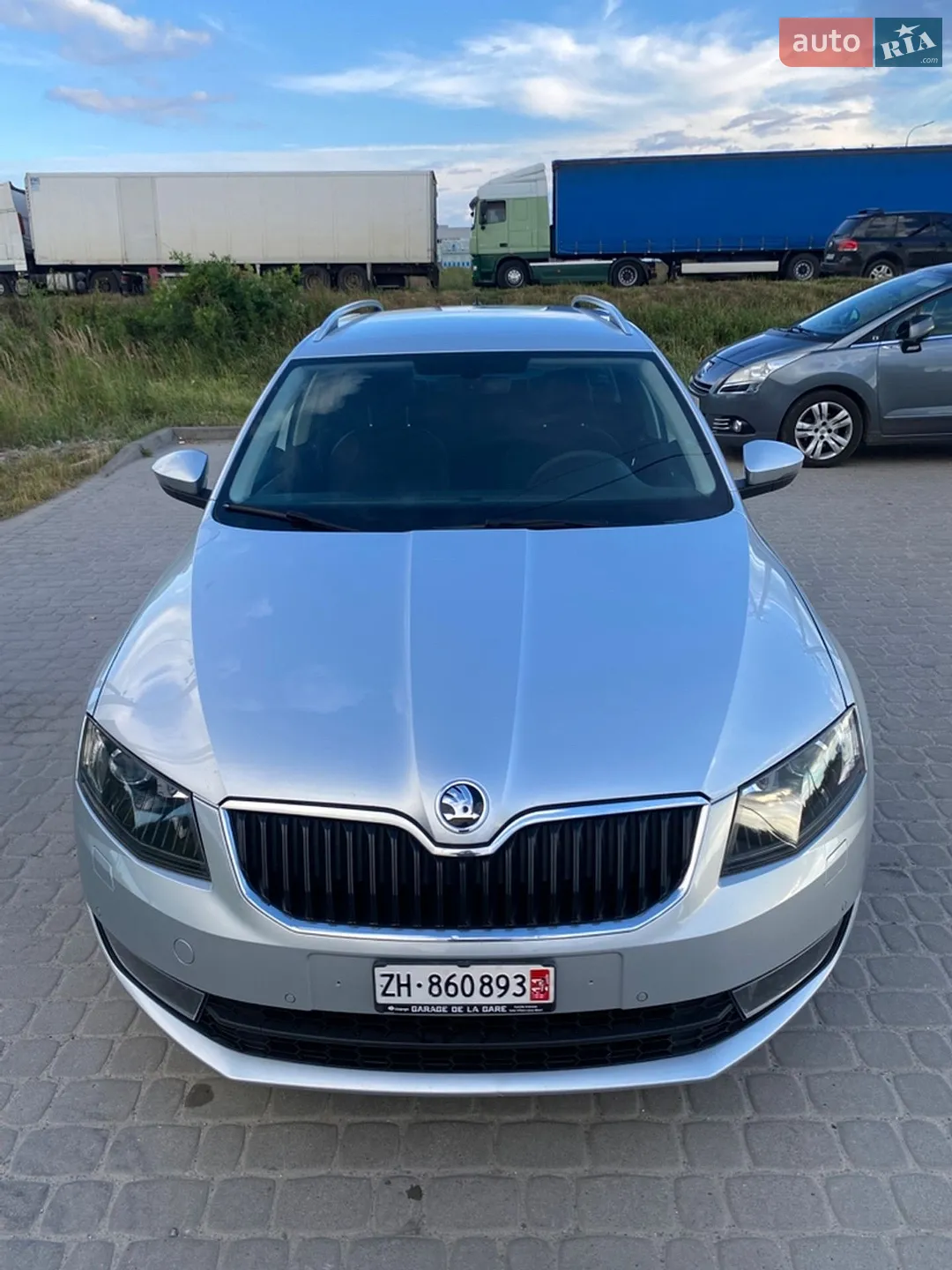 2016 Skoda Octavia - фото 1