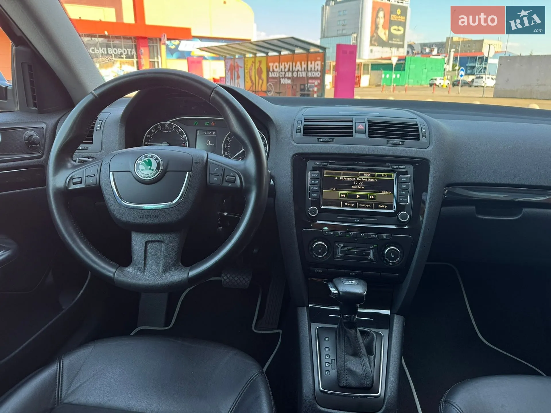 2011 Skoda Octavia - мініатюра 16
