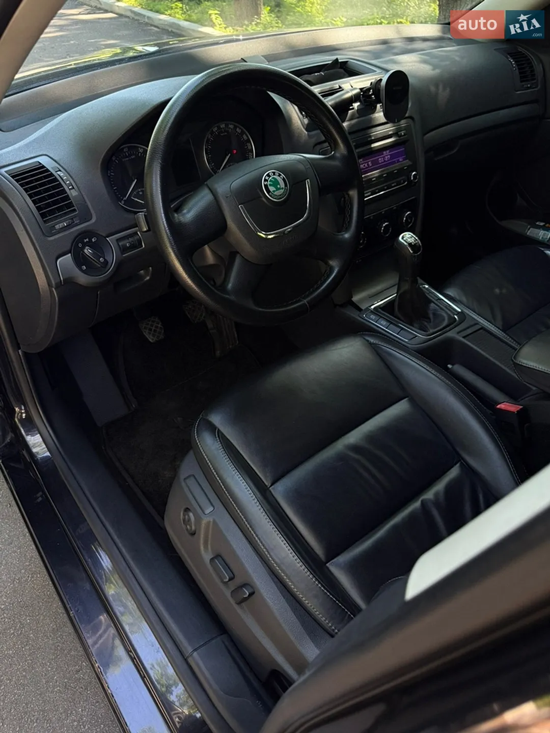 2010 Skoda Octavia - мініатюра 7