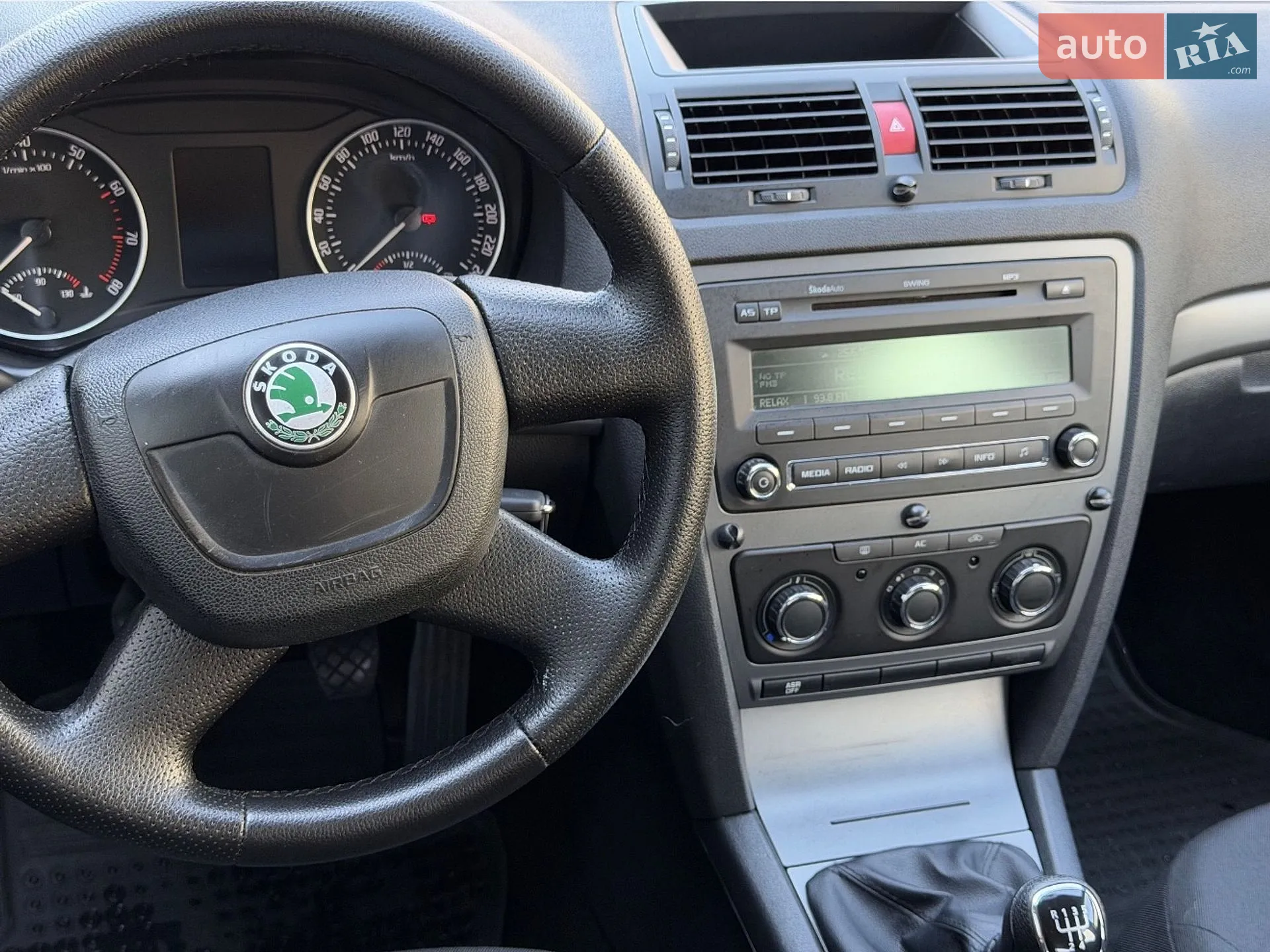2011 Skoda Octavia - мініатюра 36