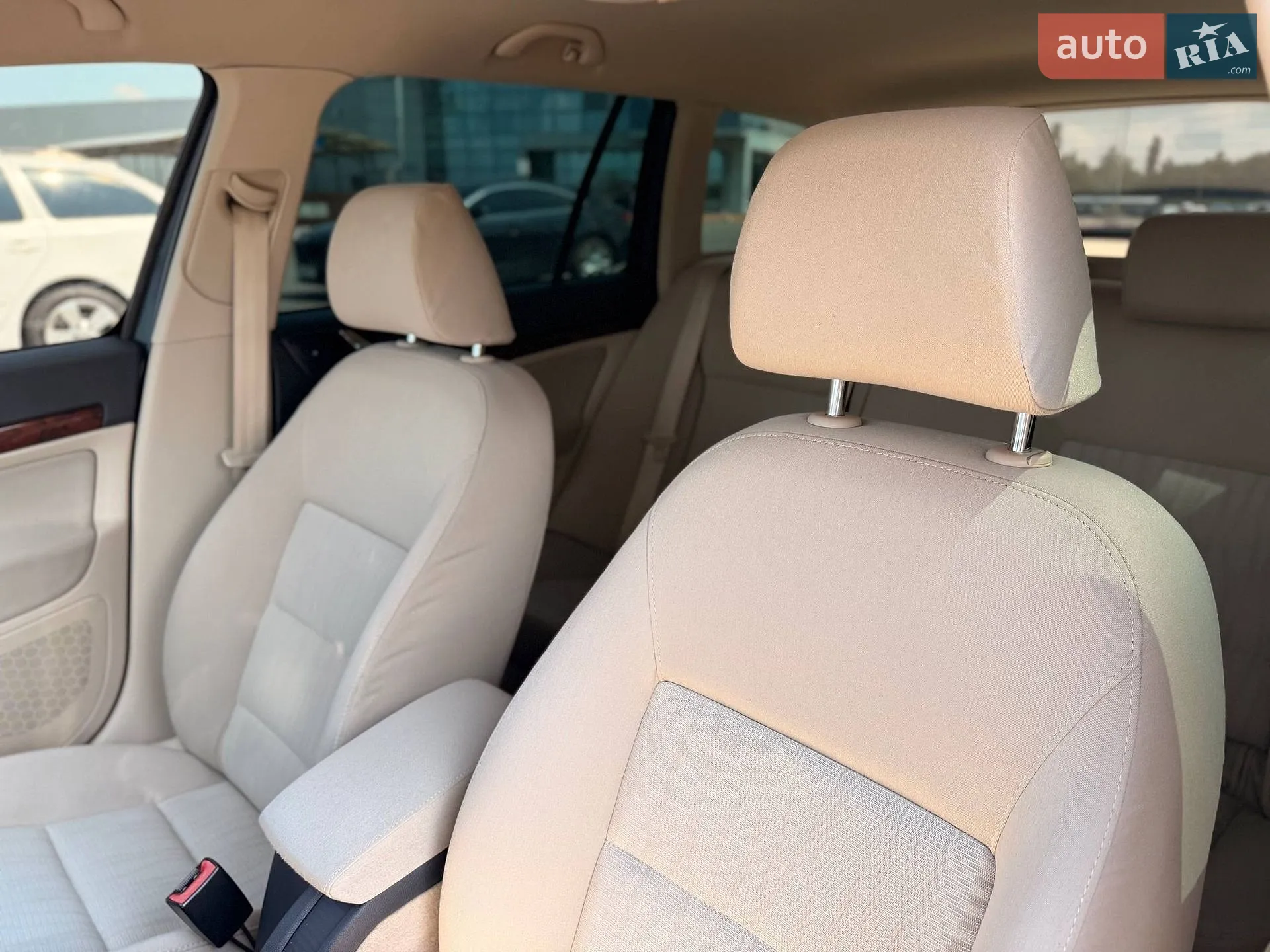 2011 Skoda Octavia - мініатюра 43