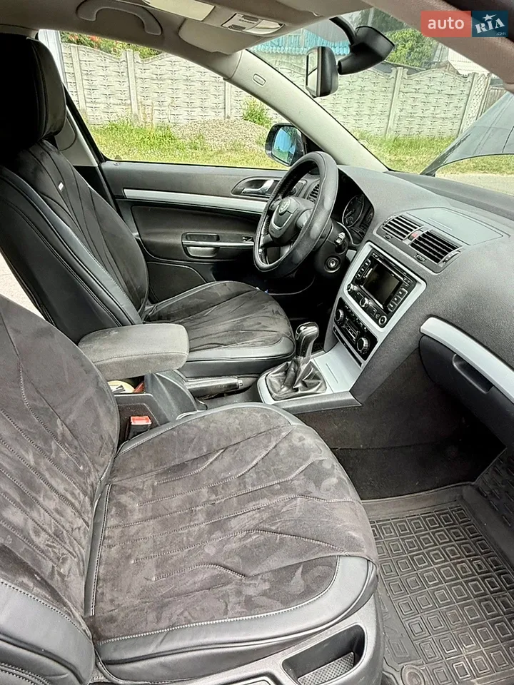 2010 Skoda Octavia - мініатюра 43