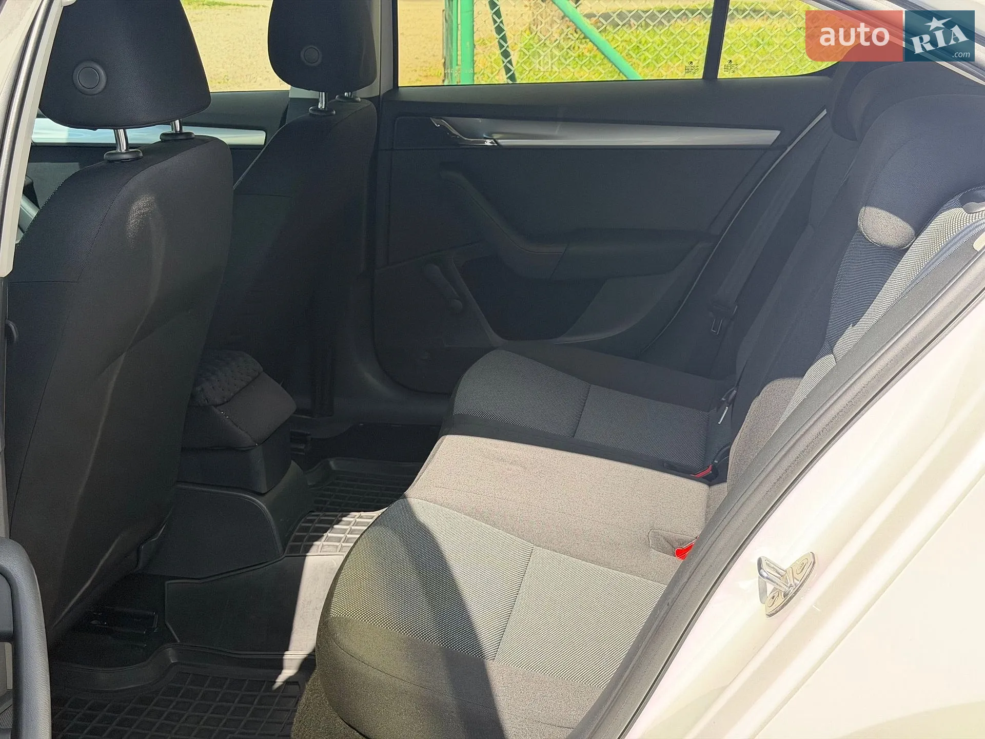 2014 Skoda Octavia - мініатюра 24