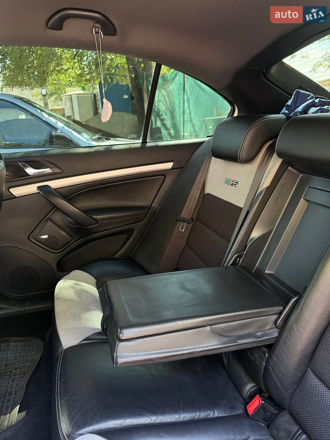 2011 Skoda Octavia - мініатюра 11