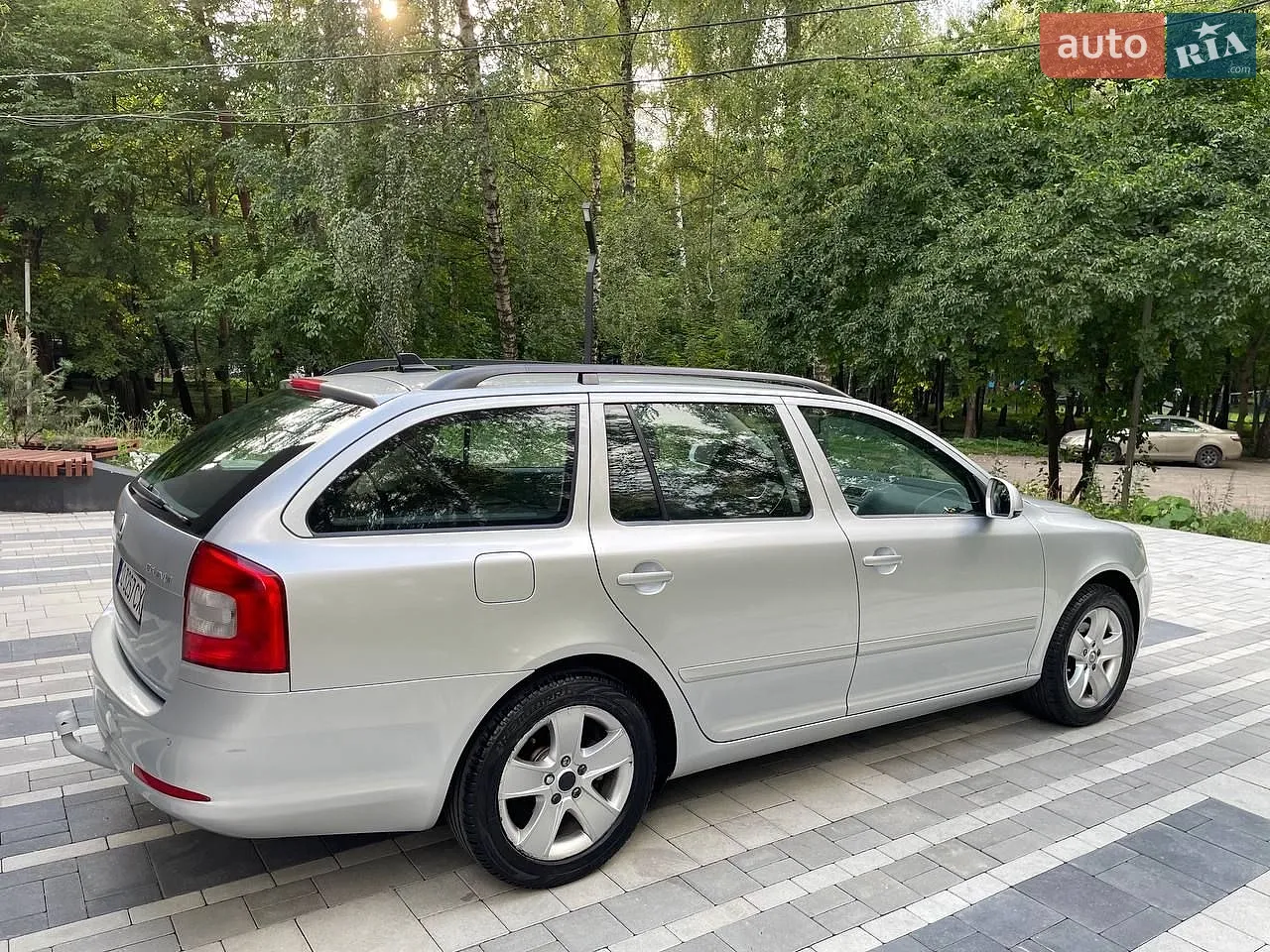 2010 Skoda Octavia - мініатюра 14