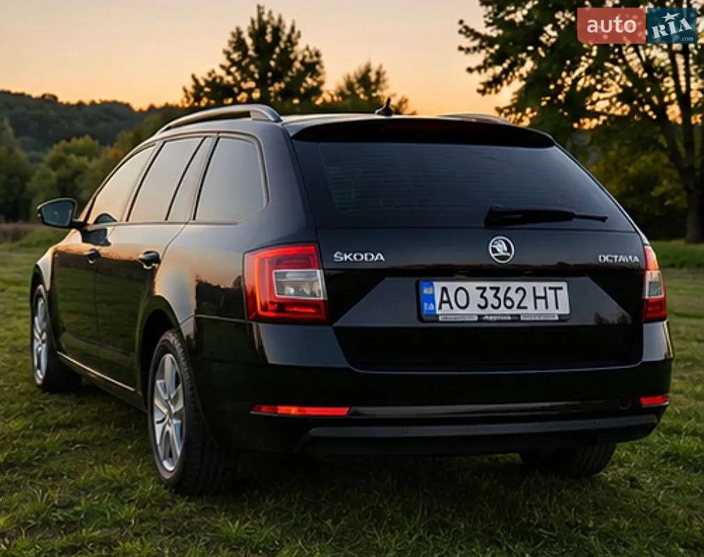 2017 Skoda Octavia - мініатюра 2