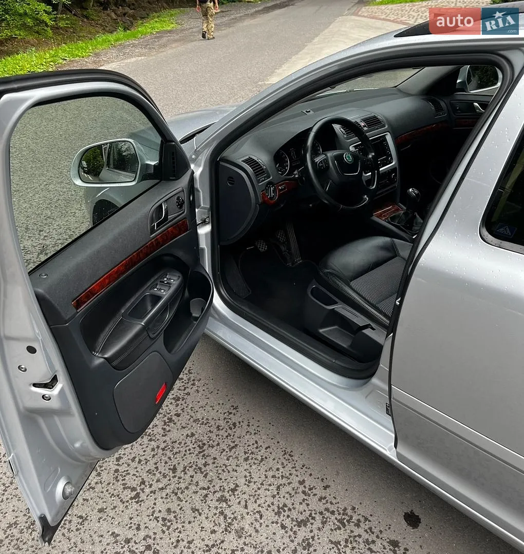 2011 Skoda Octavia - мініатюра 9