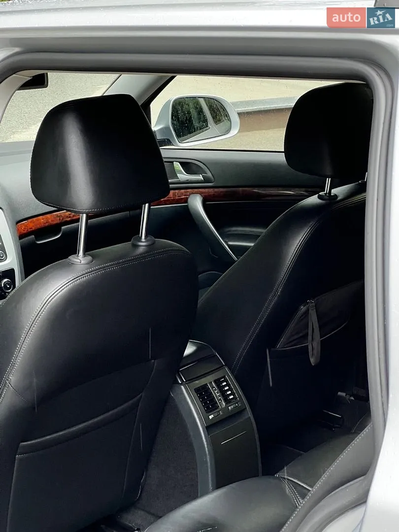 2011 Skoda Octavia - мініатюра 13