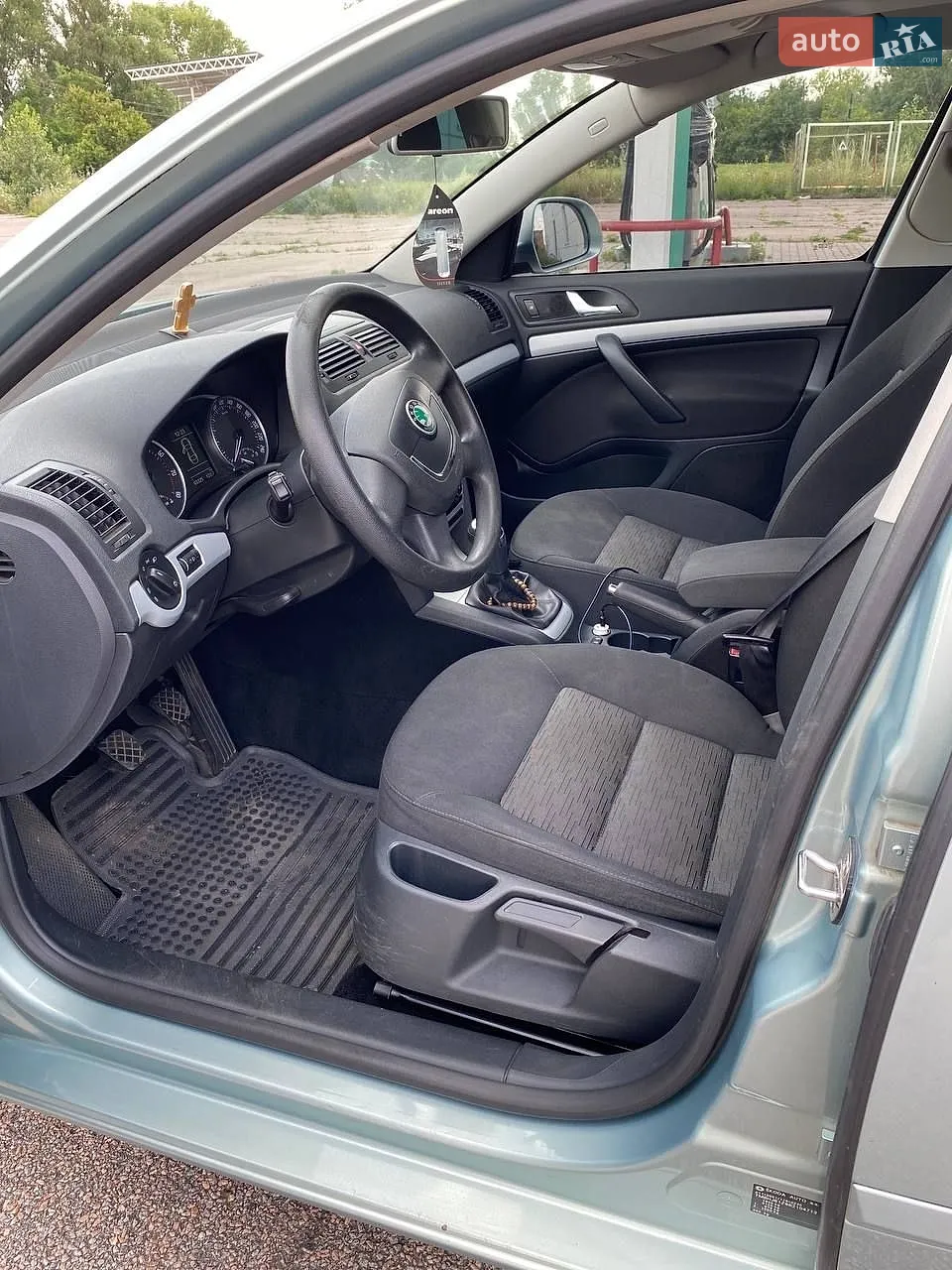 2011 Skoda Octavia - мініатюра 15