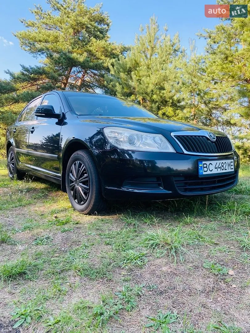 2010 Skoda Octavia - мініатюра 18