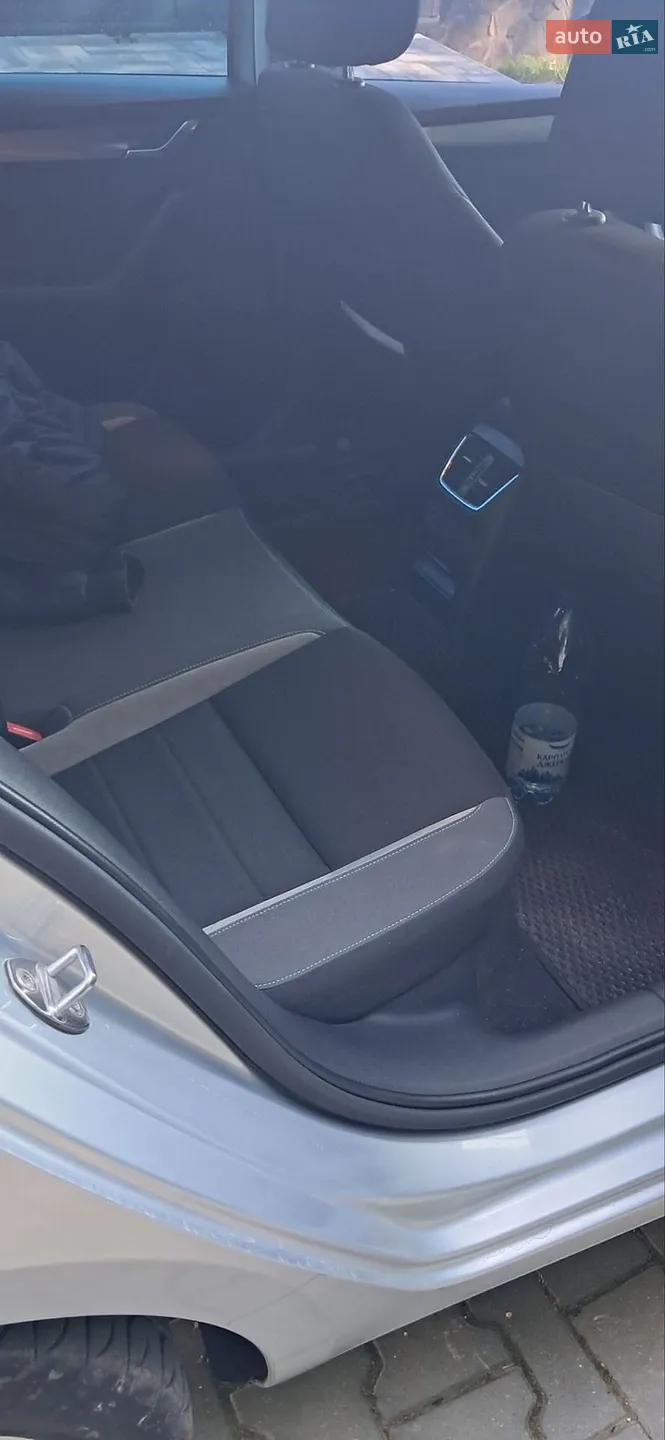 2016 Skoda Octavia - мініатюра 7
