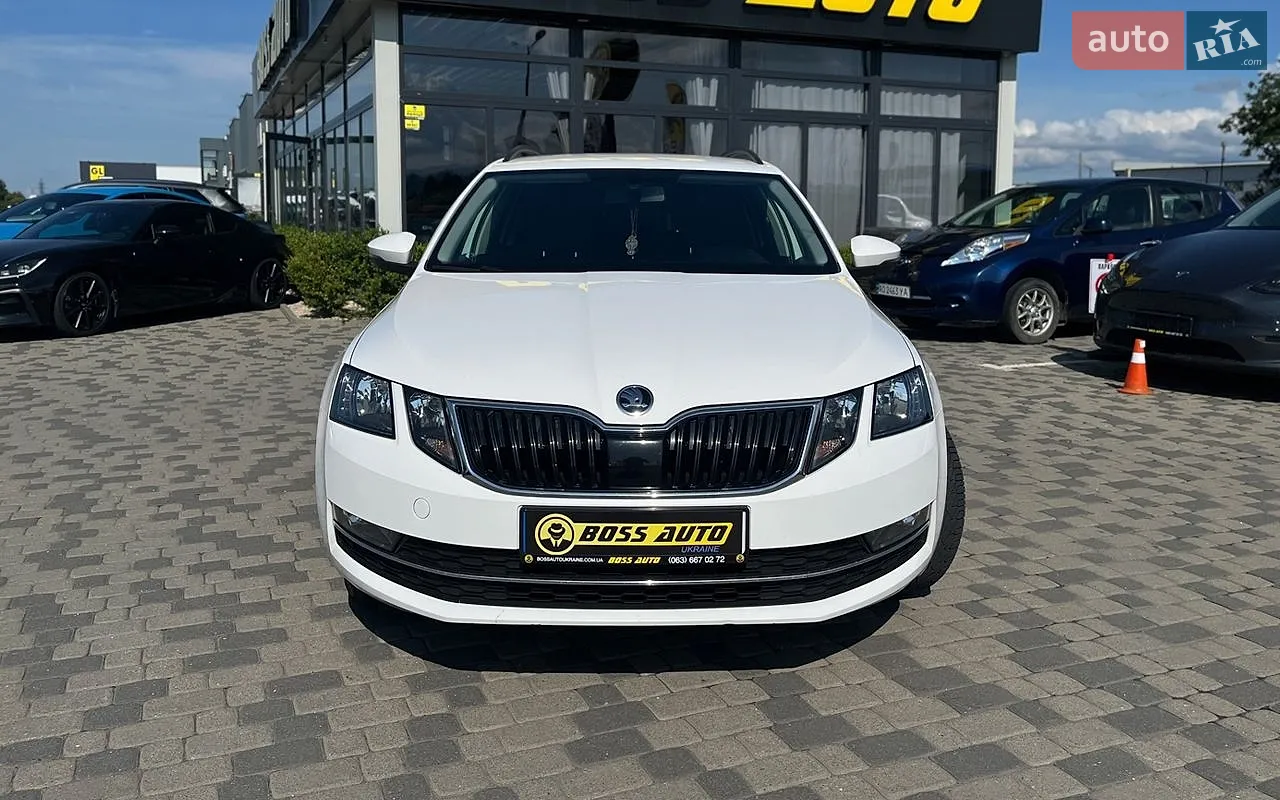 2017 Skoda Octavia - мініатюра 2