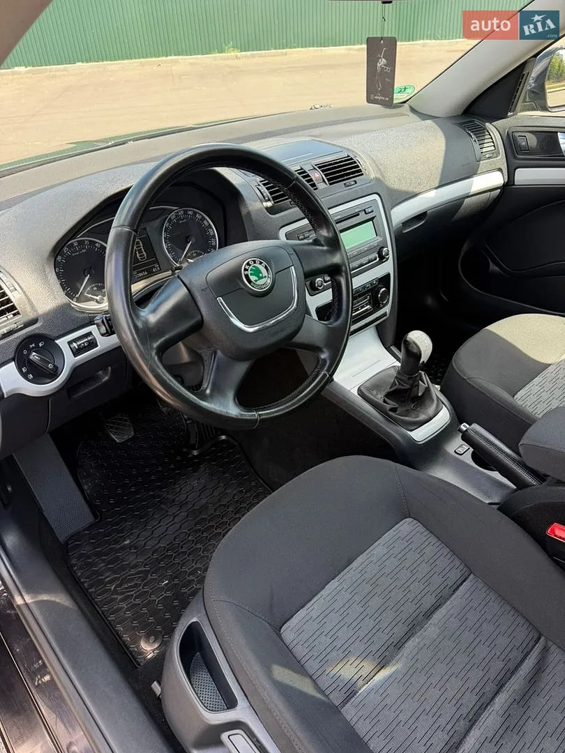 2011 Skoda Octavia - мініатюра 14
